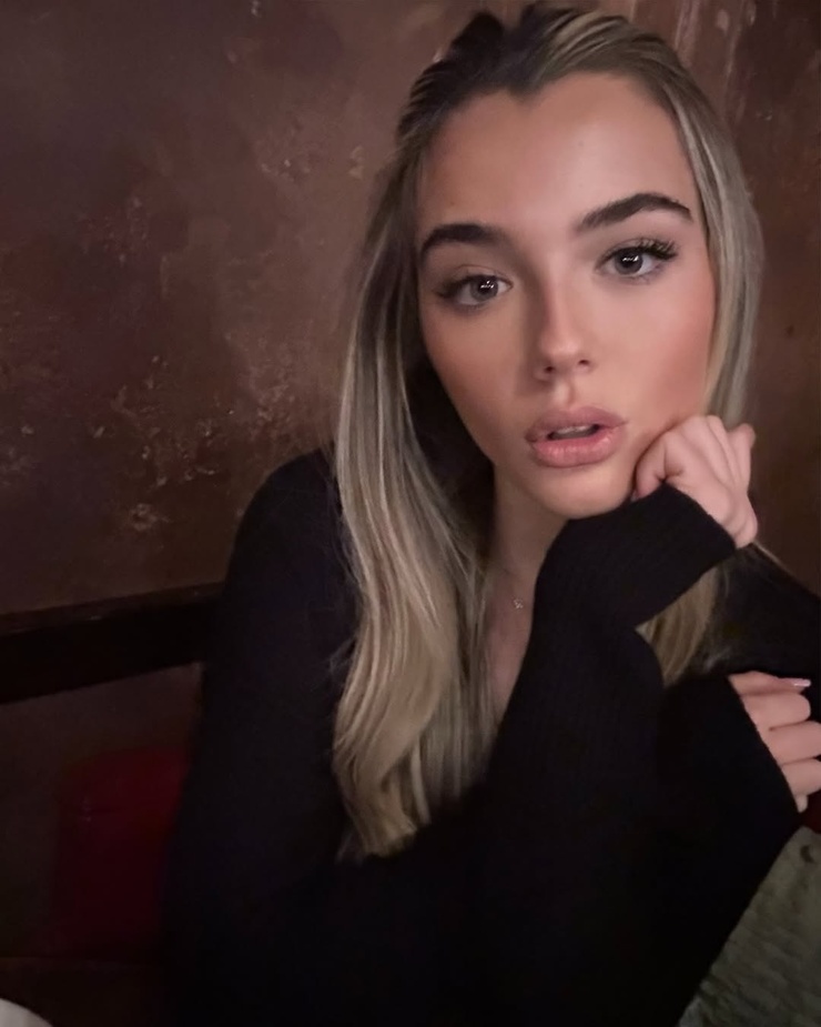 Alexa Nisenson Alexa Nisenson