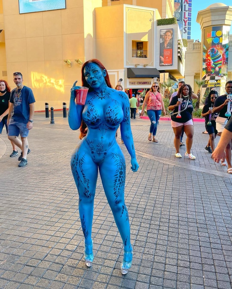 Amanda Nicole