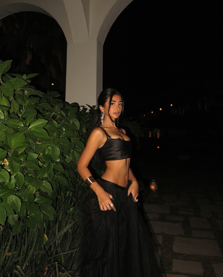 Iffat Marashi Iffat Marashi