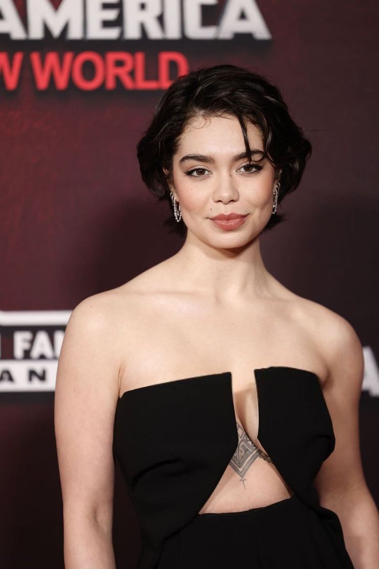 Auli'i Cravalho Auli'i Cravalho