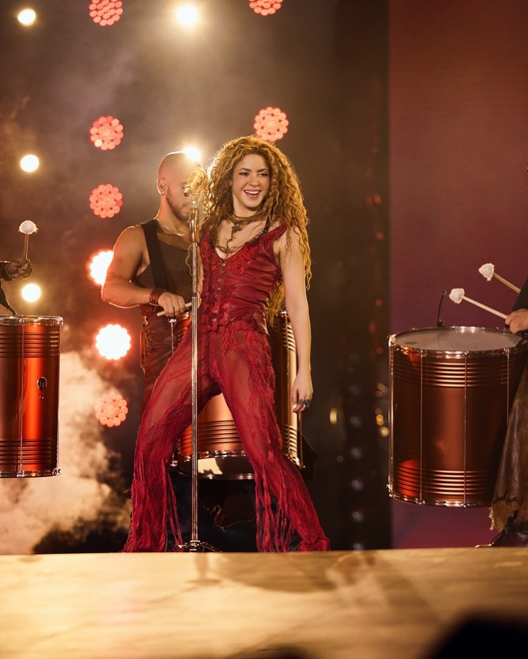 Shakira Shakira