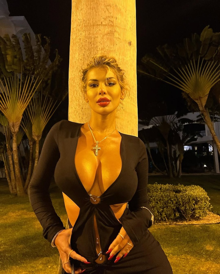 Luana Vjollca