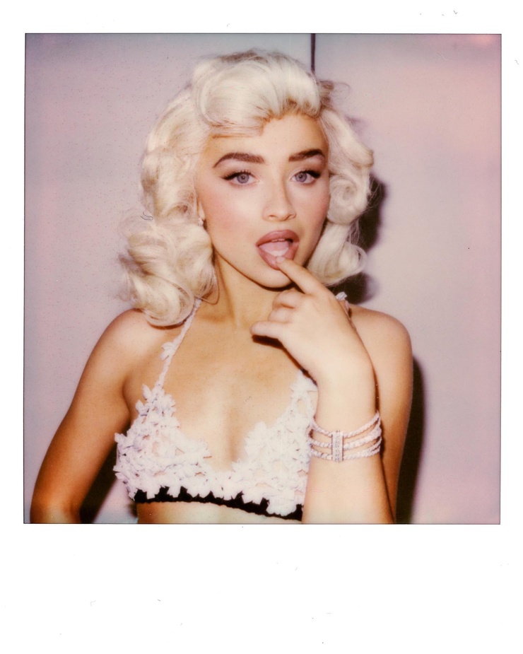 Sabrina Carpenter Sabrina Carpenter