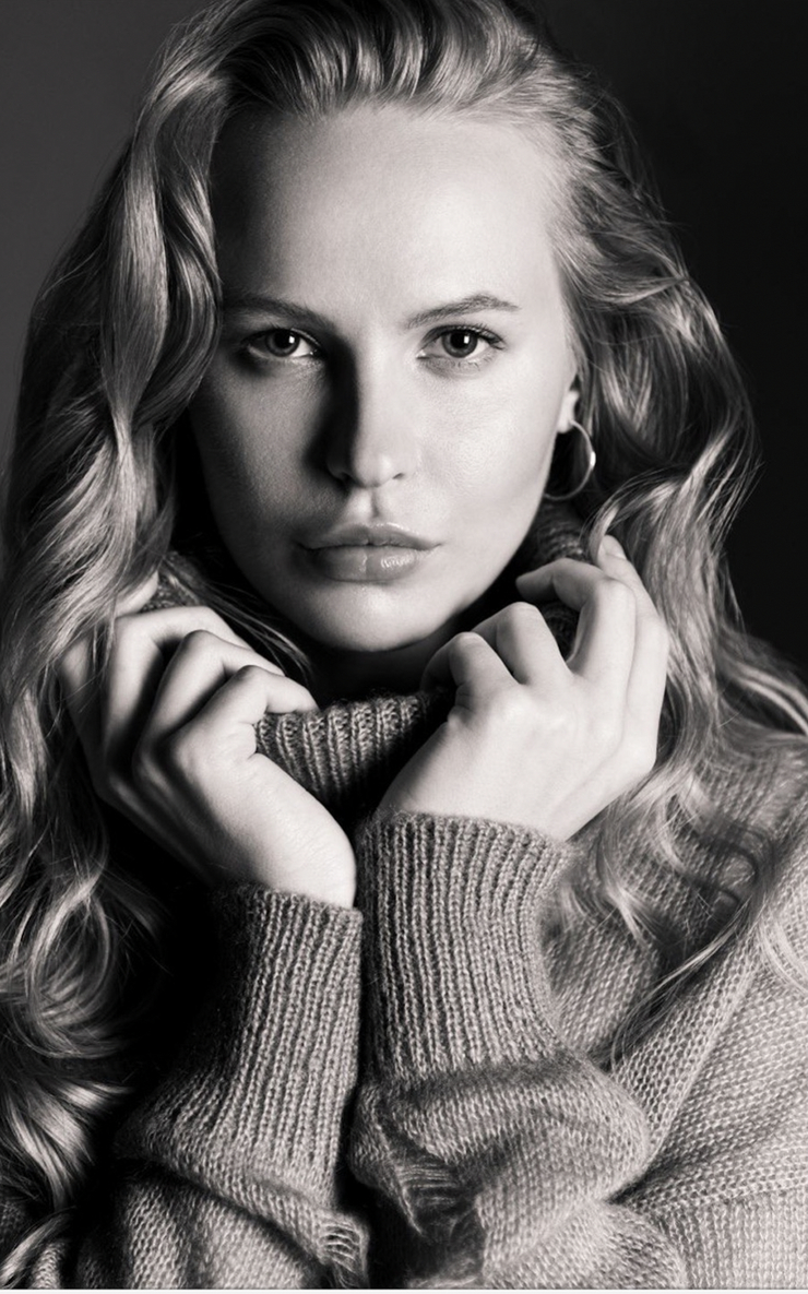 Anna Dianova Anna Dianova