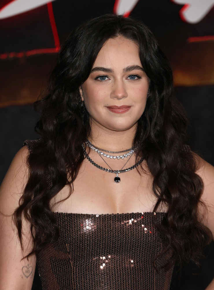 Mary Mouser Mary Mouser