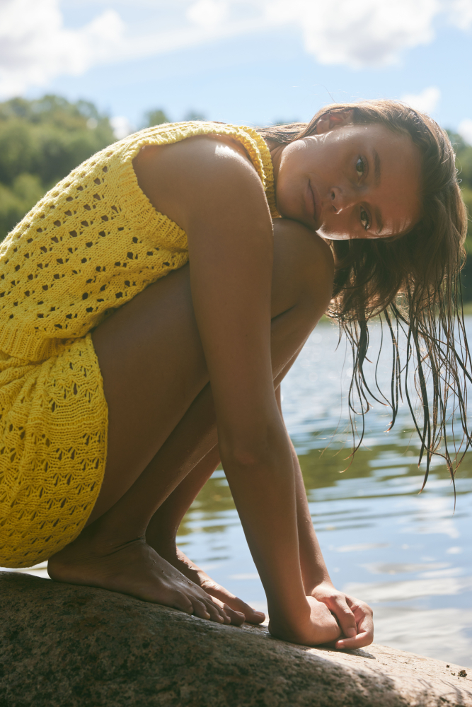 Ella Blach
