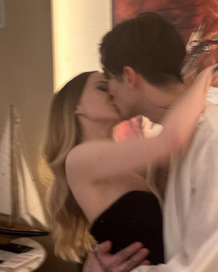 Dove Cameron