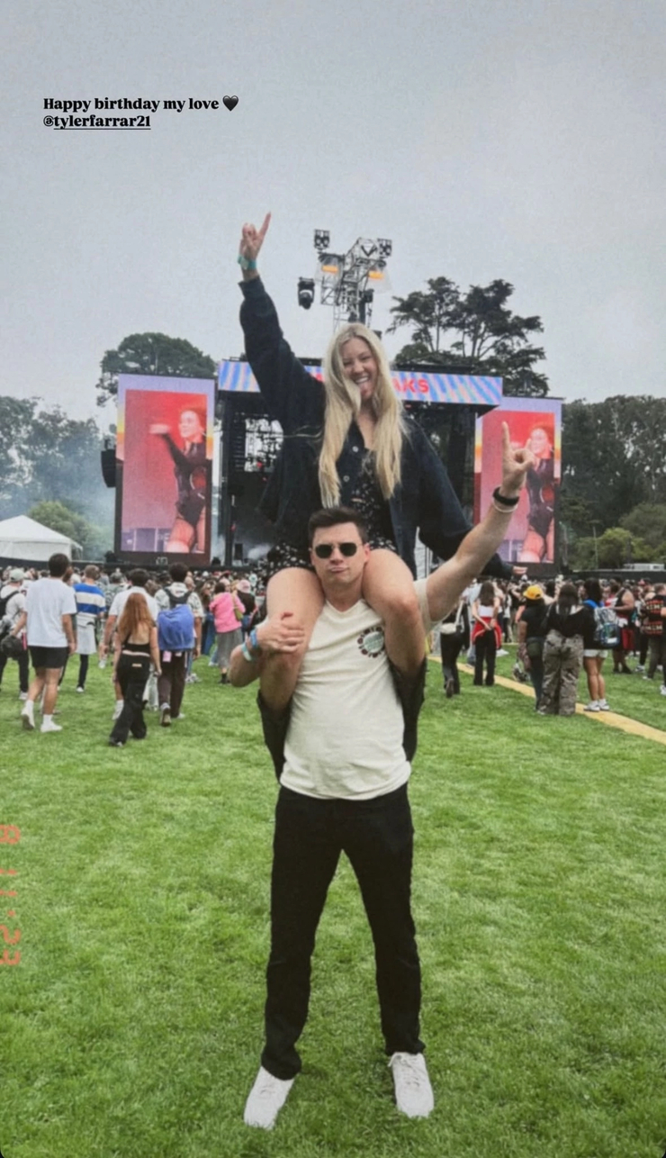 Ava Sambora