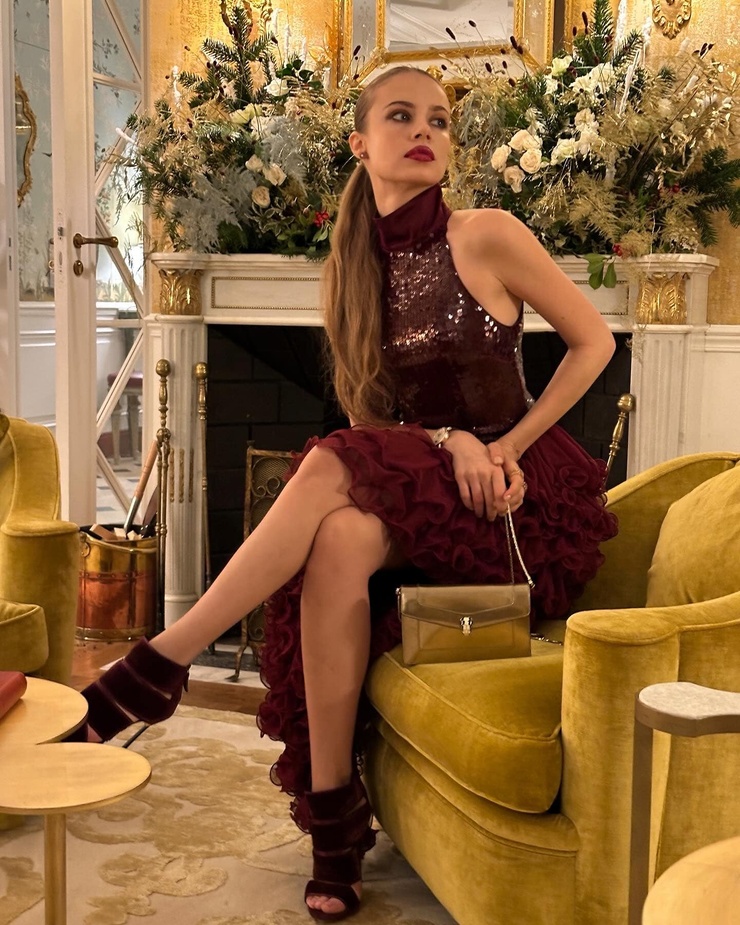 Xenia Tchoumitcheva Xenia Tchoumitcheva