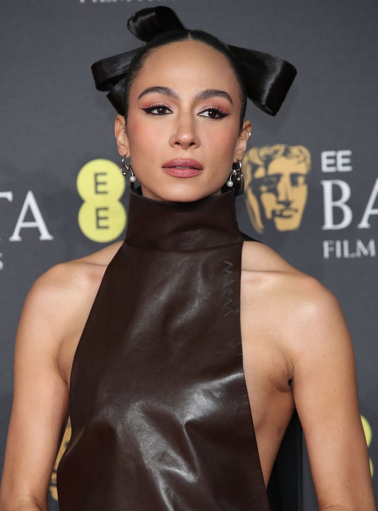Aurora Perrineau