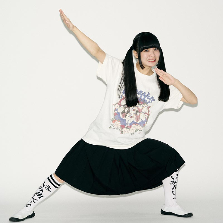 Suzuka Atarashii Gakkou 【ATARASHII GAKKO! パーカー】新しい学校の