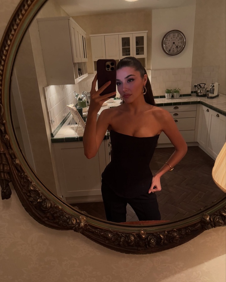 Hande Erçel Hande Erçel