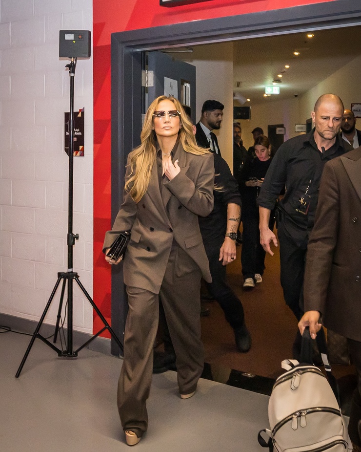 Jennifer Lopez