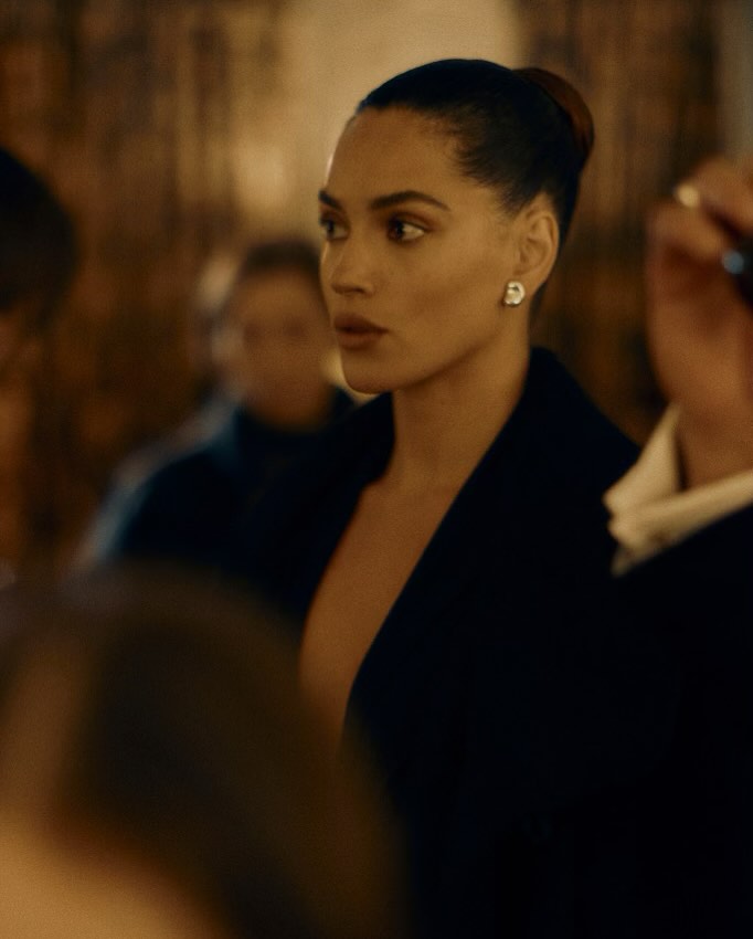 Adria Arjona