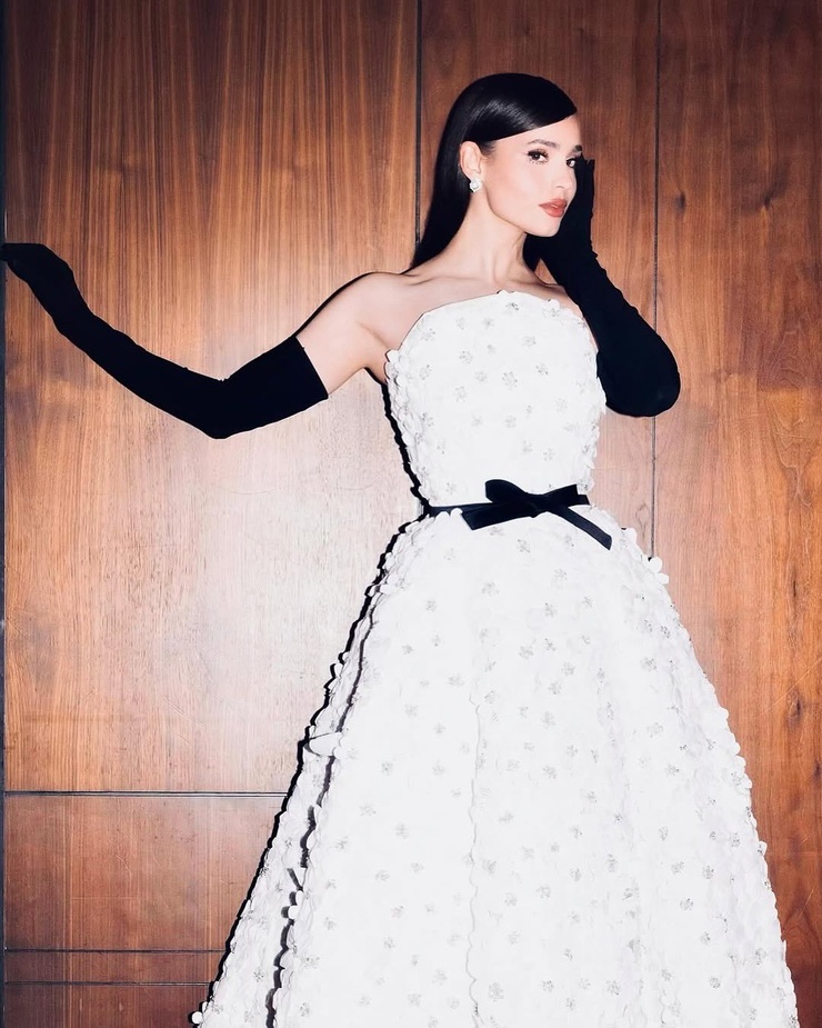 Sofia Carson