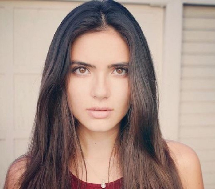 Arienne Mandi