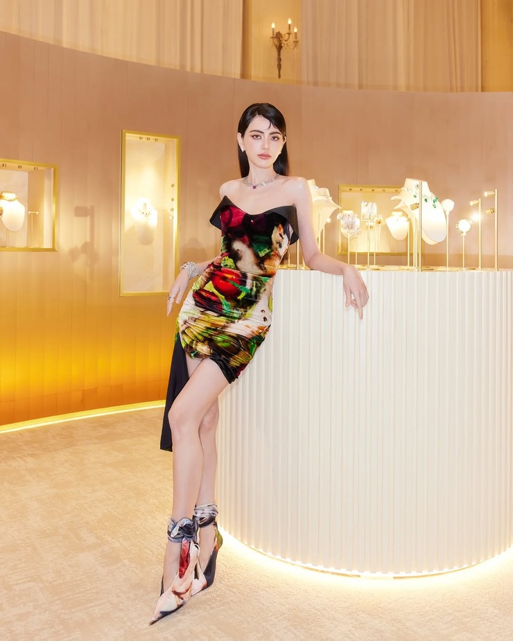 Davika Hoorne Davika Hoorne
