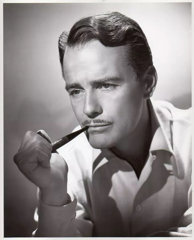 Lew Ayres