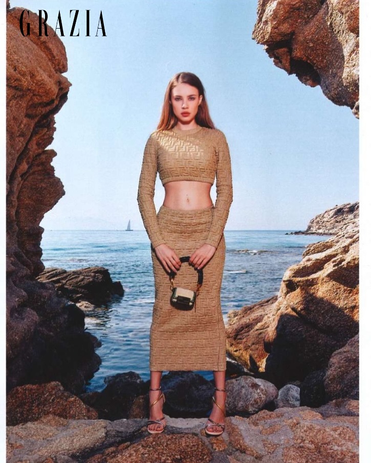 Xenia Tchoumitcheva Xenia Tchoumitcheva
