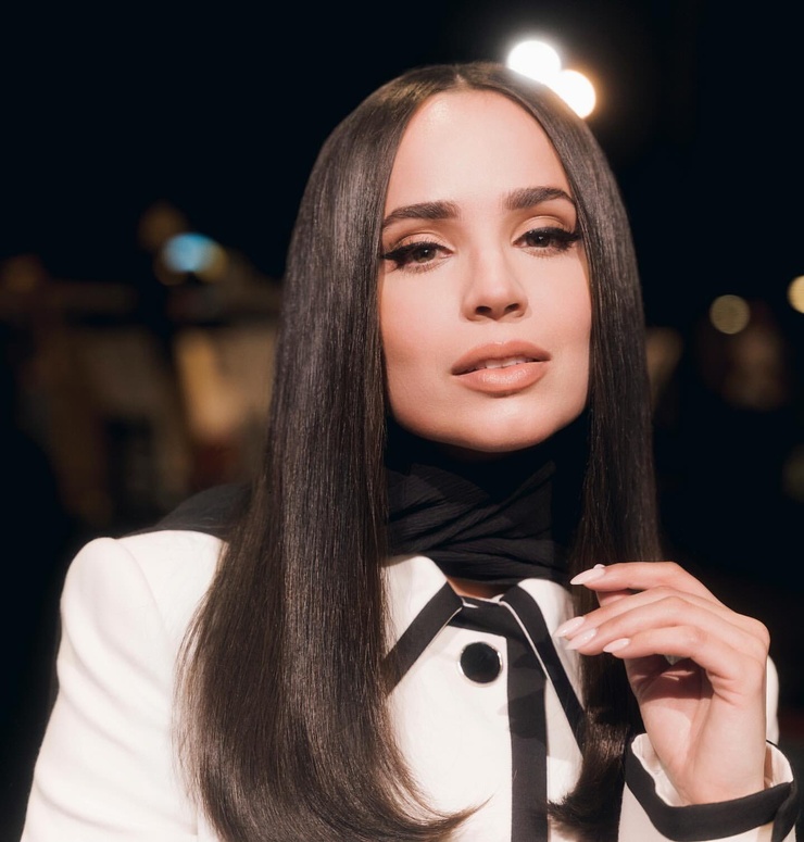 Sofia Carson