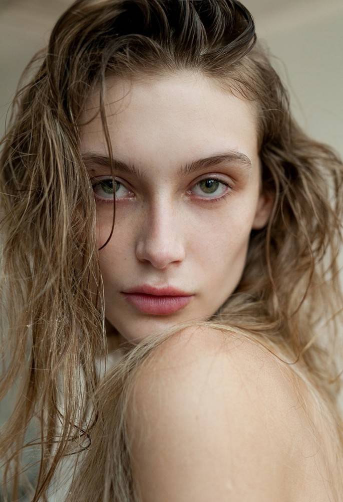 Nessy Kierznikiewicz Nessy Kierznikiewicz
