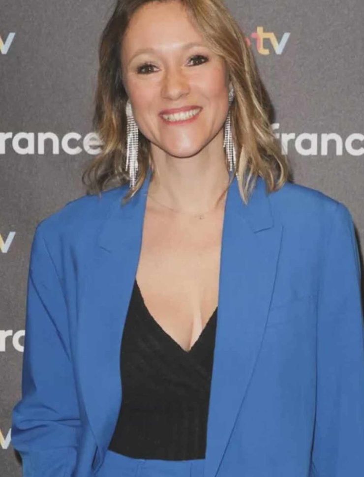 JULIA LIVAGE