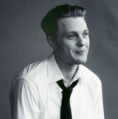 Michael Pitt Michael Pitt