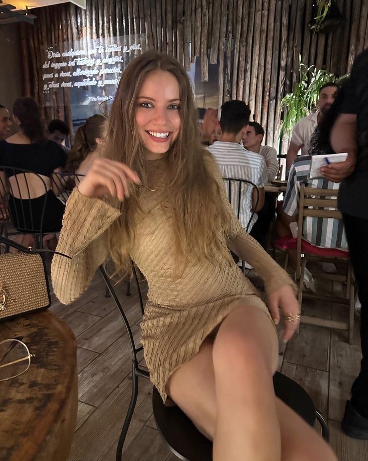 Xenia Tchoumitcheva Xenia Tchoumitcheva