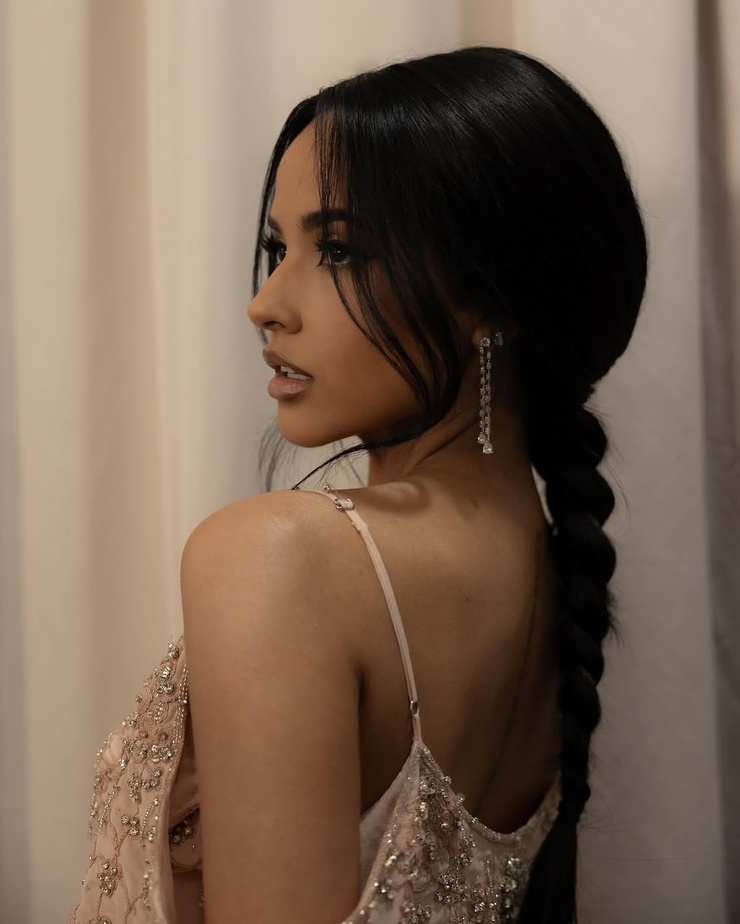 Becky G.