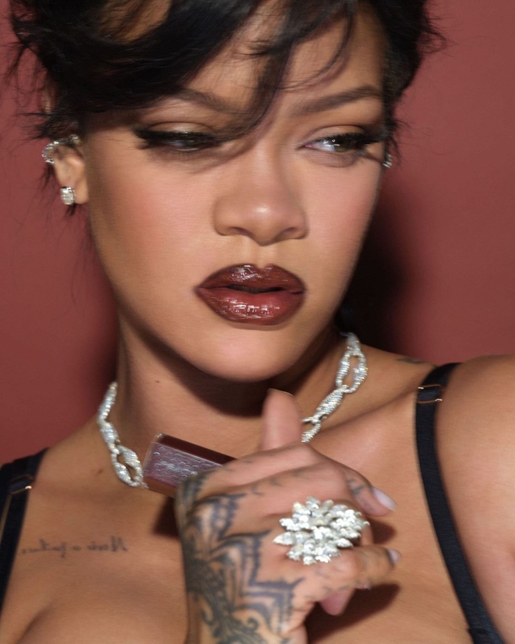 Rihanna Rihanna
