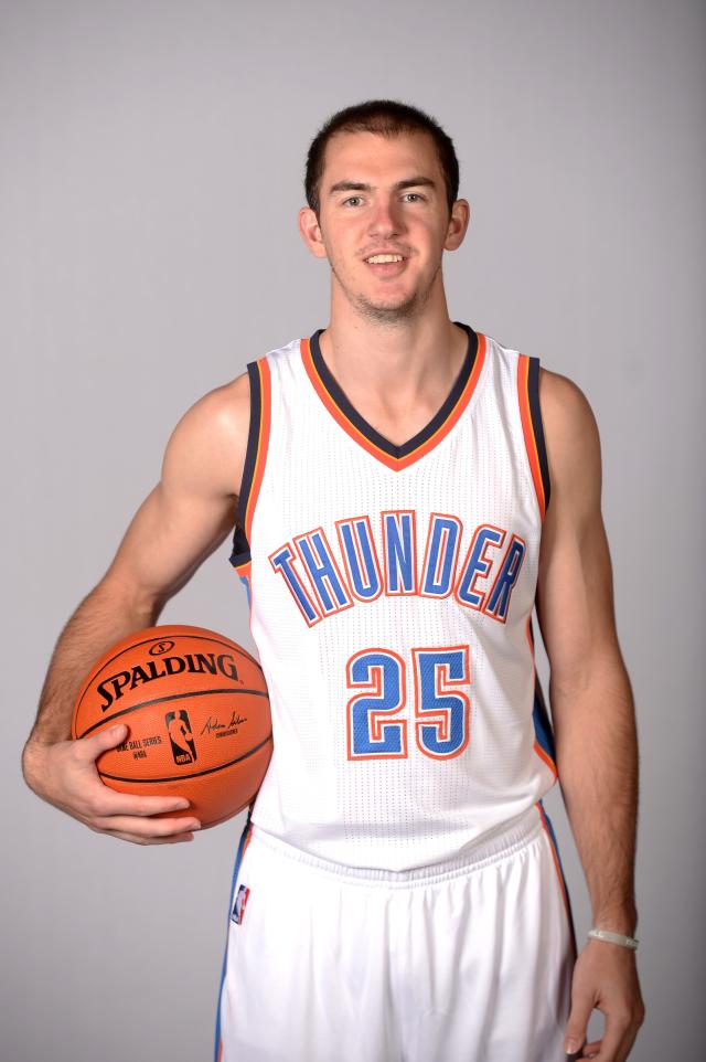 picture-of-alex-caruso