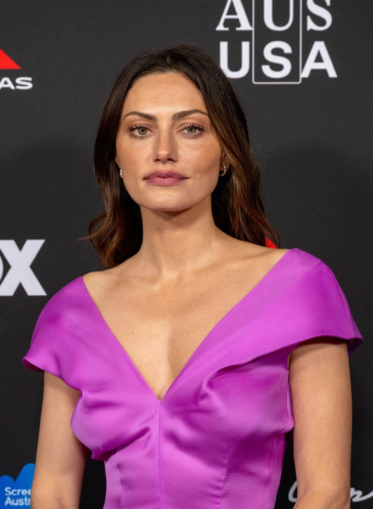 Phoebe Tonkin Phoebe Tonkin