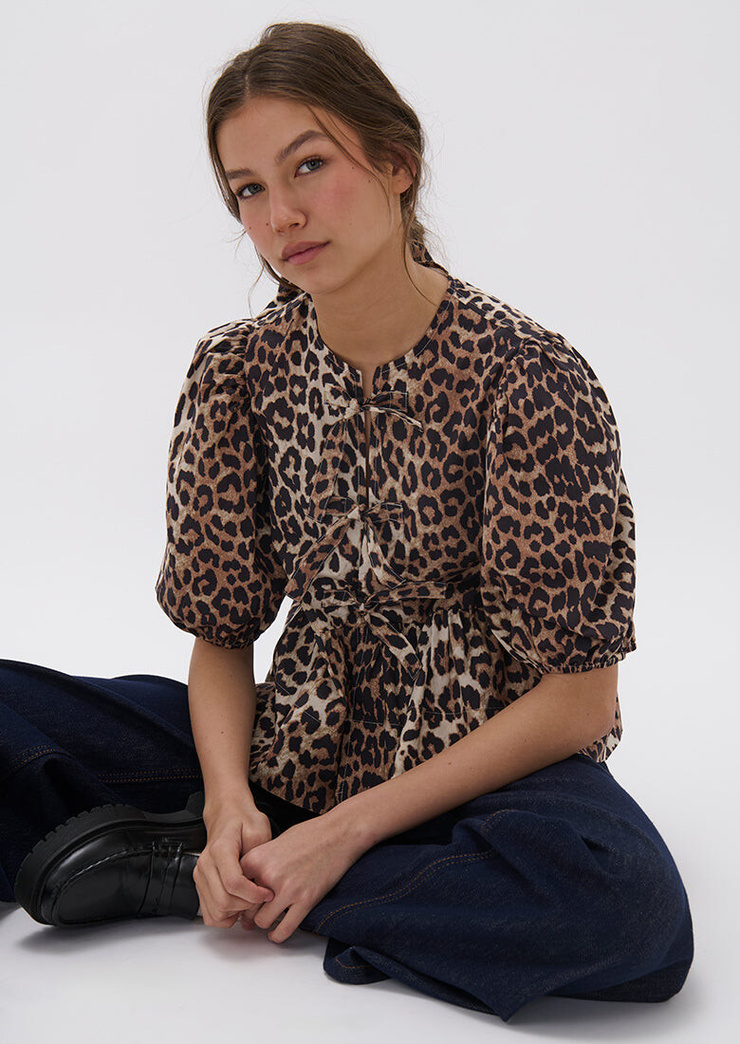 Porsha Van Oosterwijck