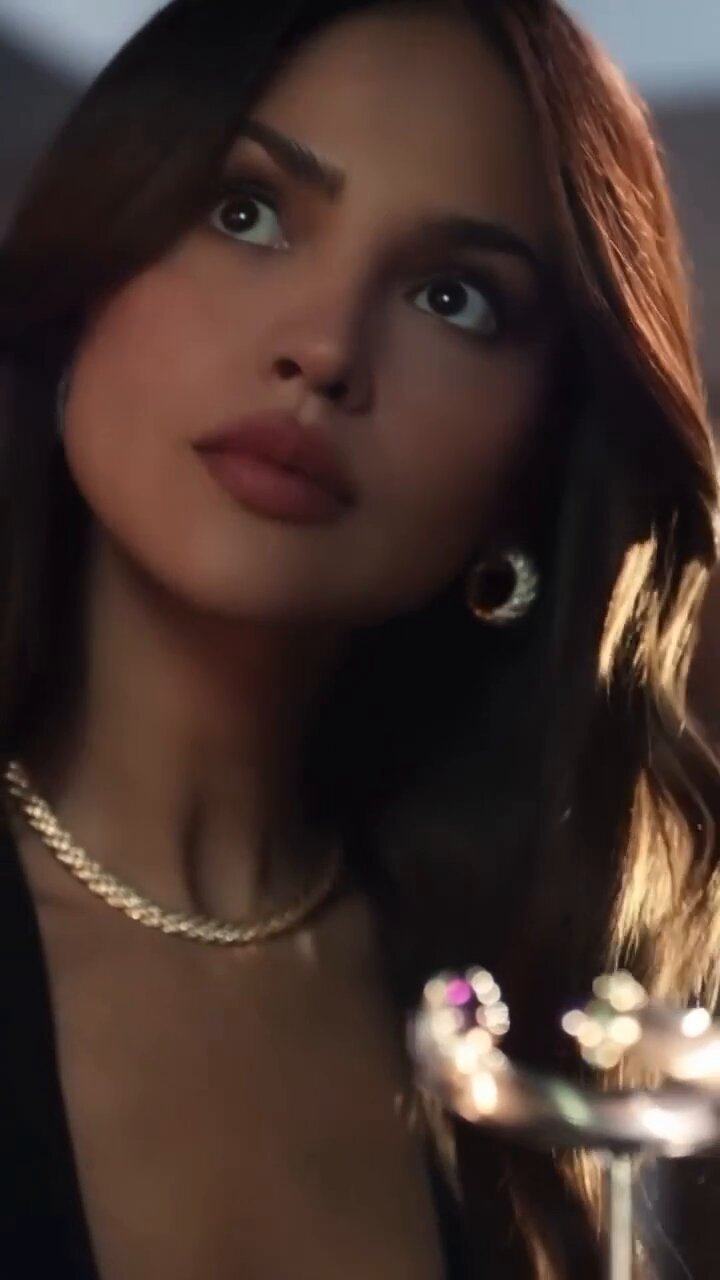 Eiza Gonzalez