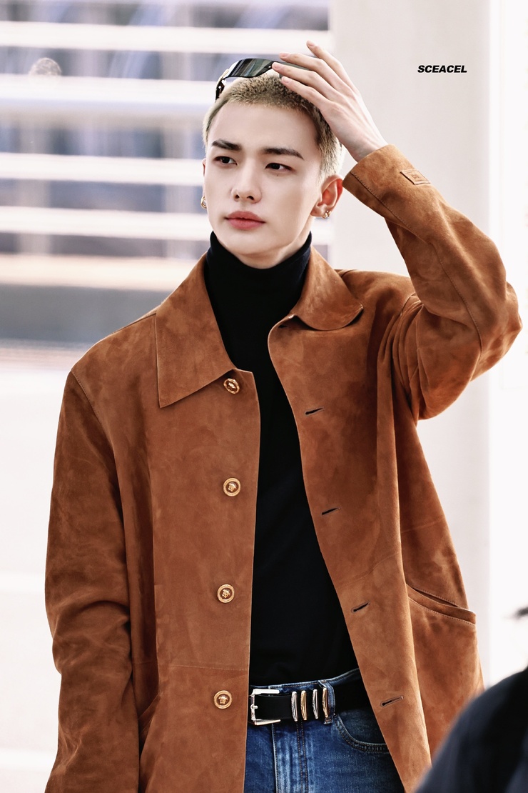 Hyun-Jin Hwang