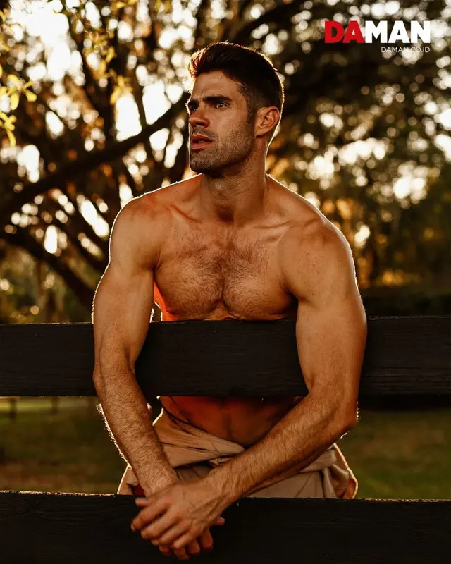 Chad White