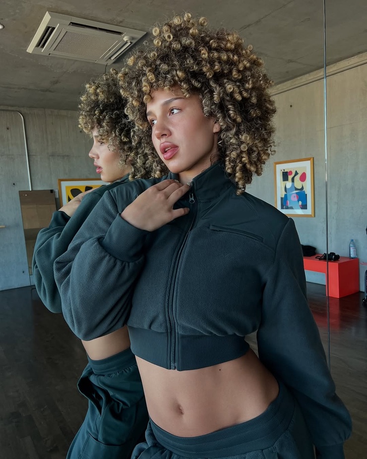 Sofia Wylie