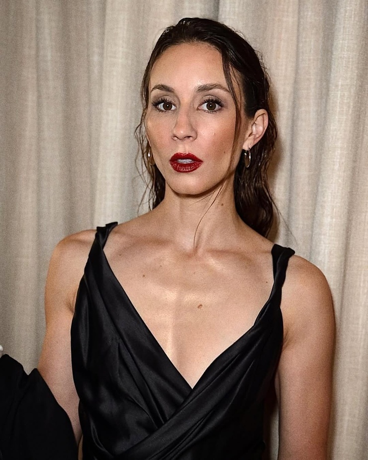 Troian Bellisario