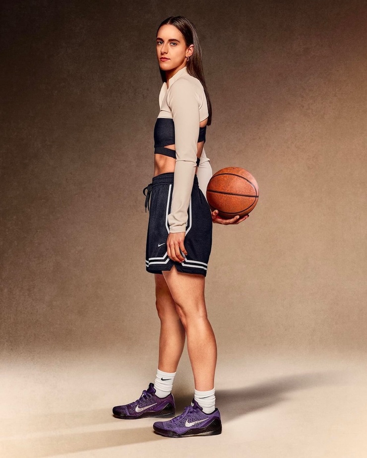 Caitlin Clark (ii)