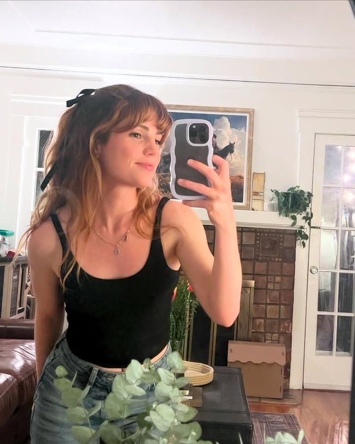 Sydney Sierota Sydney Sierota