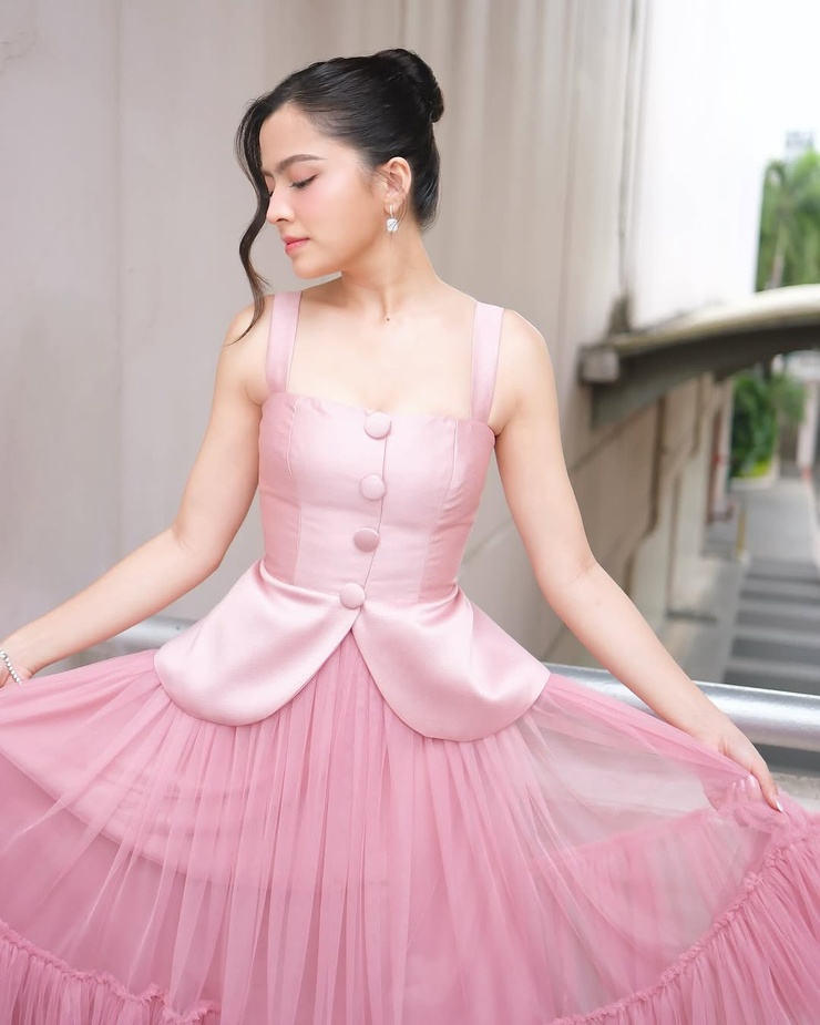 Alexa Ilacad