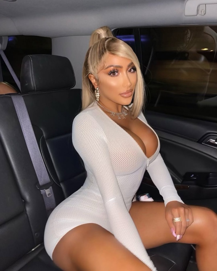 Nikki Mudarris Nikki Mudarris