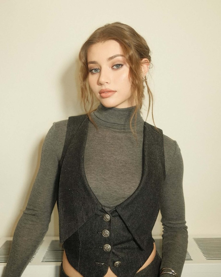 Sydney Taylor