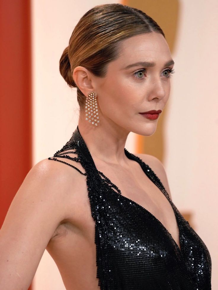 Elizabeth Olsen Elizabeth Olsen