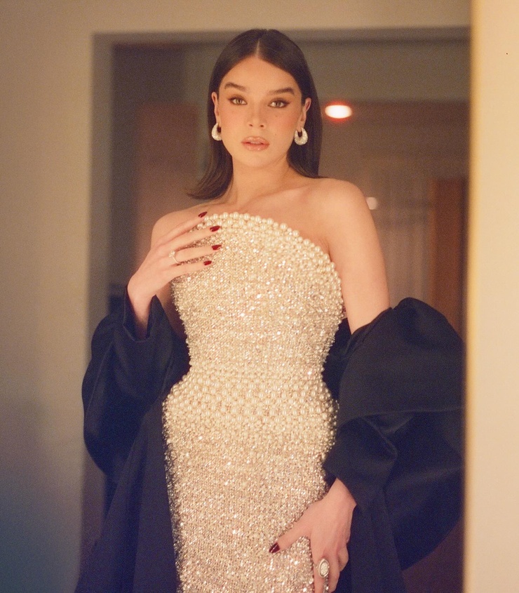 Hailee Steinfeld Hailee Steinfeld