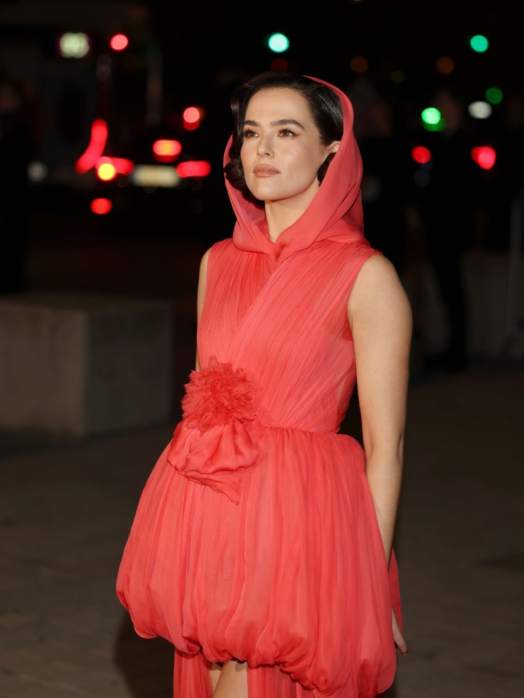 Zoey Deutch