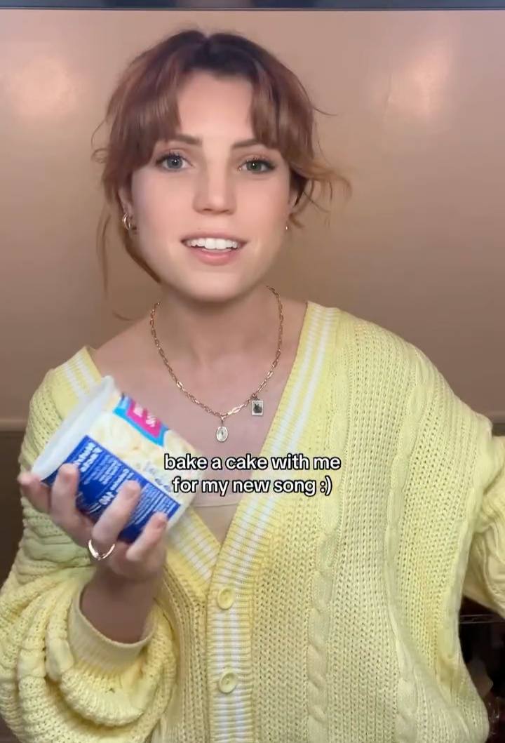 Sydney Sierota Sydney Sierota