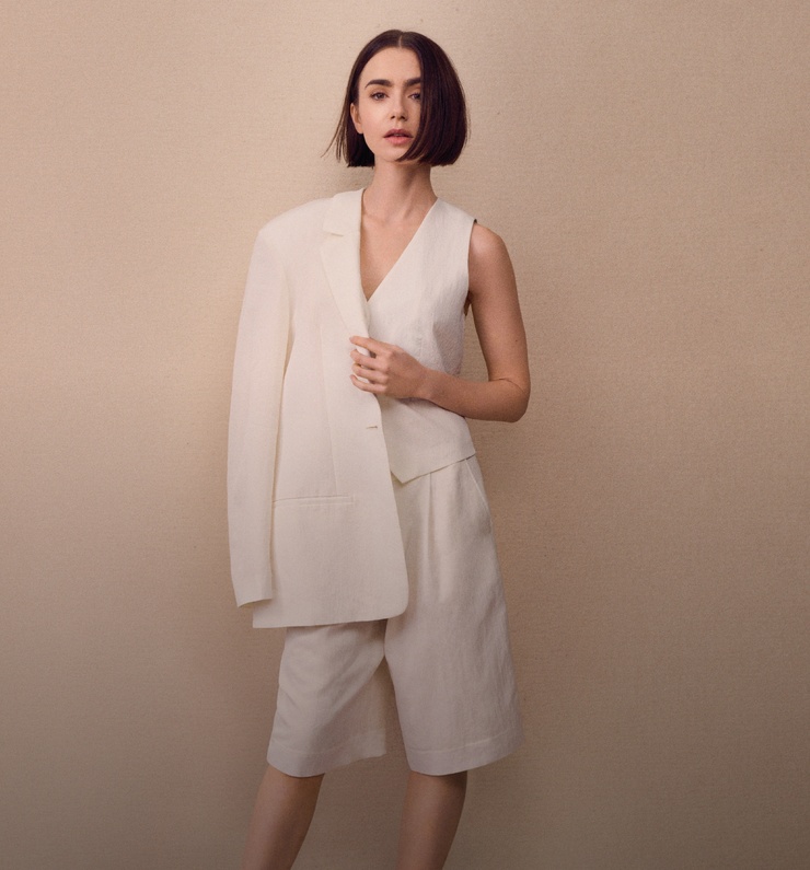 Lily Collins