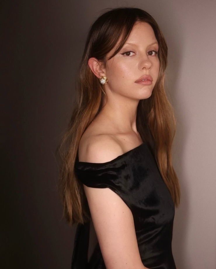 Mia Goth