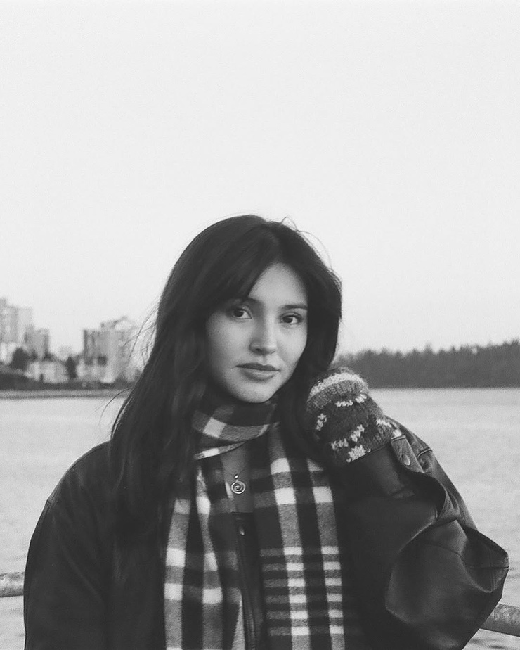 Isabel Deroy-Olson